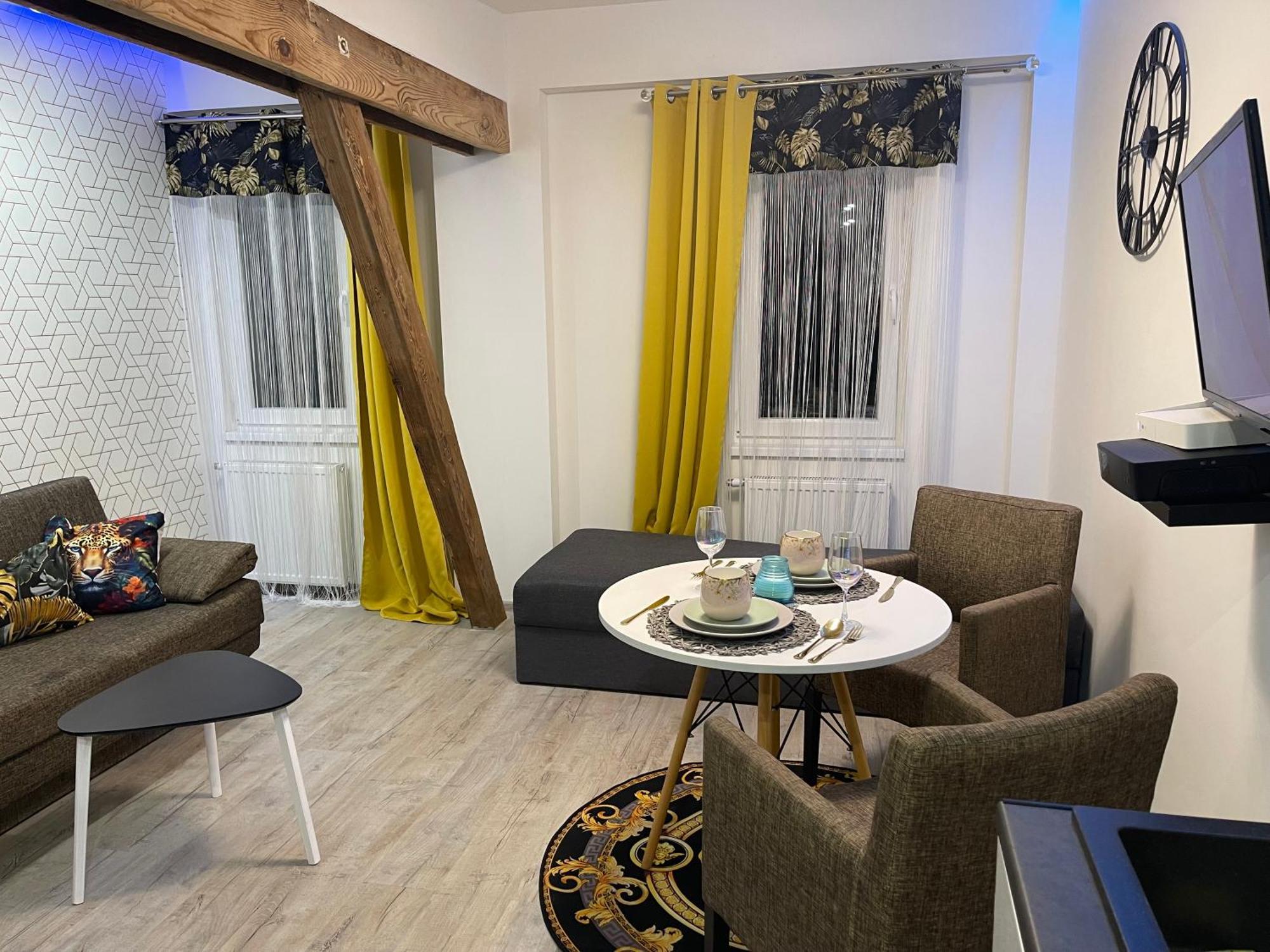 Jagiello Center Apartment *